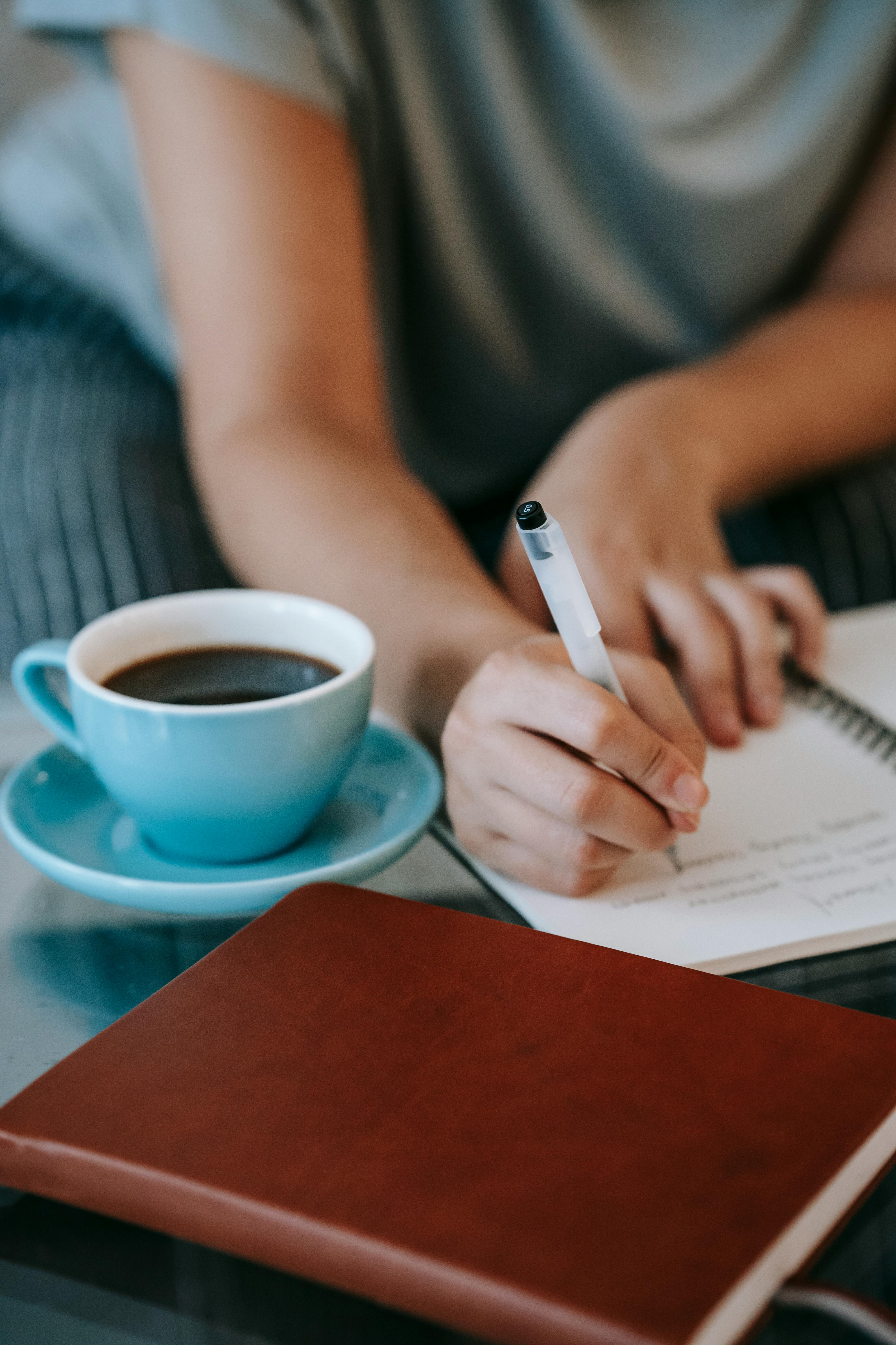 Le Pouvoir de l’Écriture : Un Carnet pour Libérer Vos Émotions