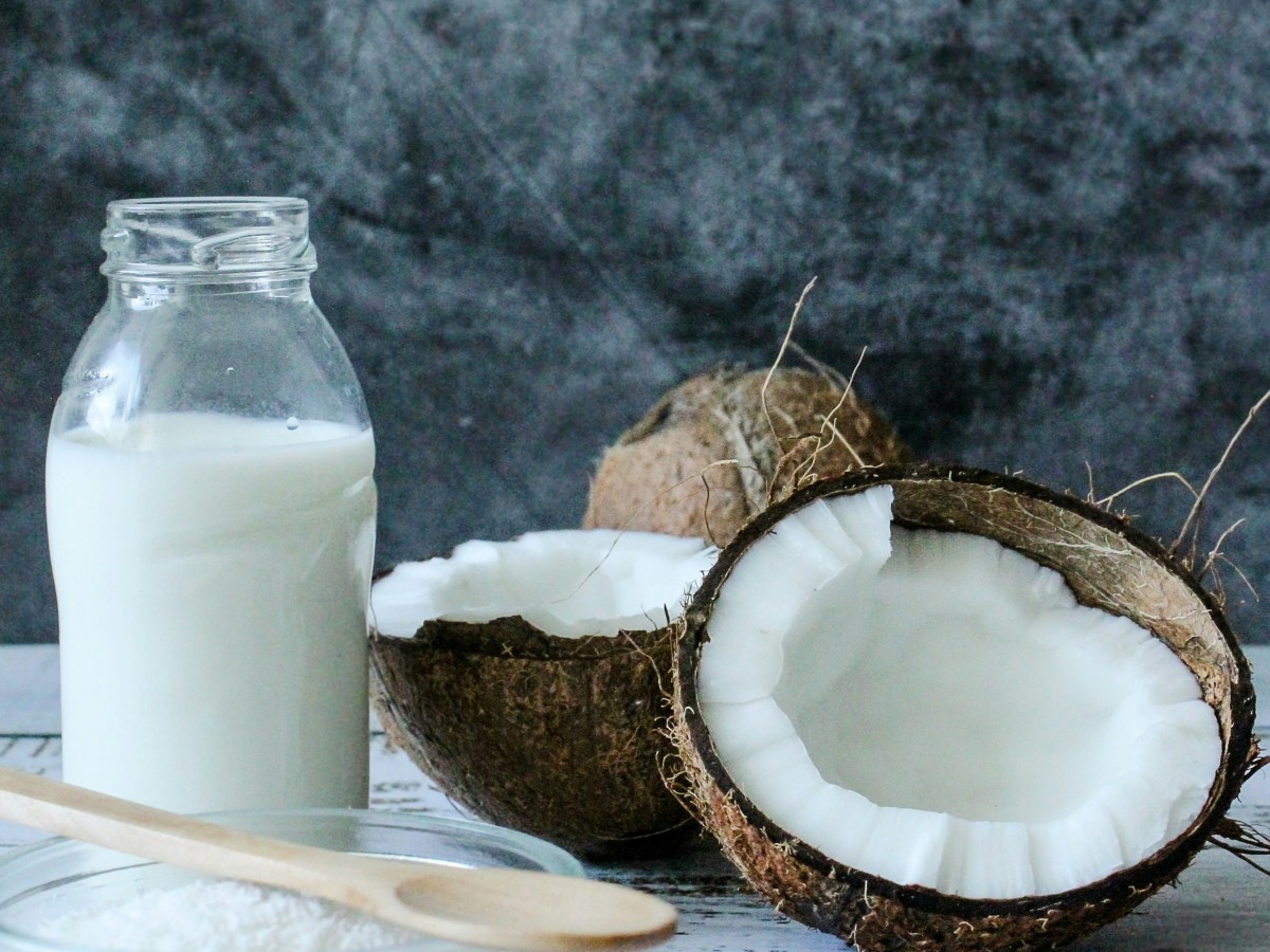 Les Bienfaits du Lait de Coco dans un Bain d&rsquo;Eau Chaude : Une Peau Hyper Douce&nbsp;!